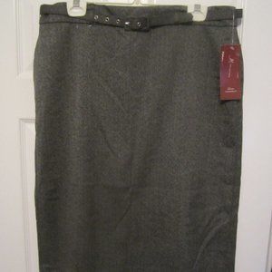 Women's JM Collection / Macy's Magic Skirt ~ New with tags ~ Size 18